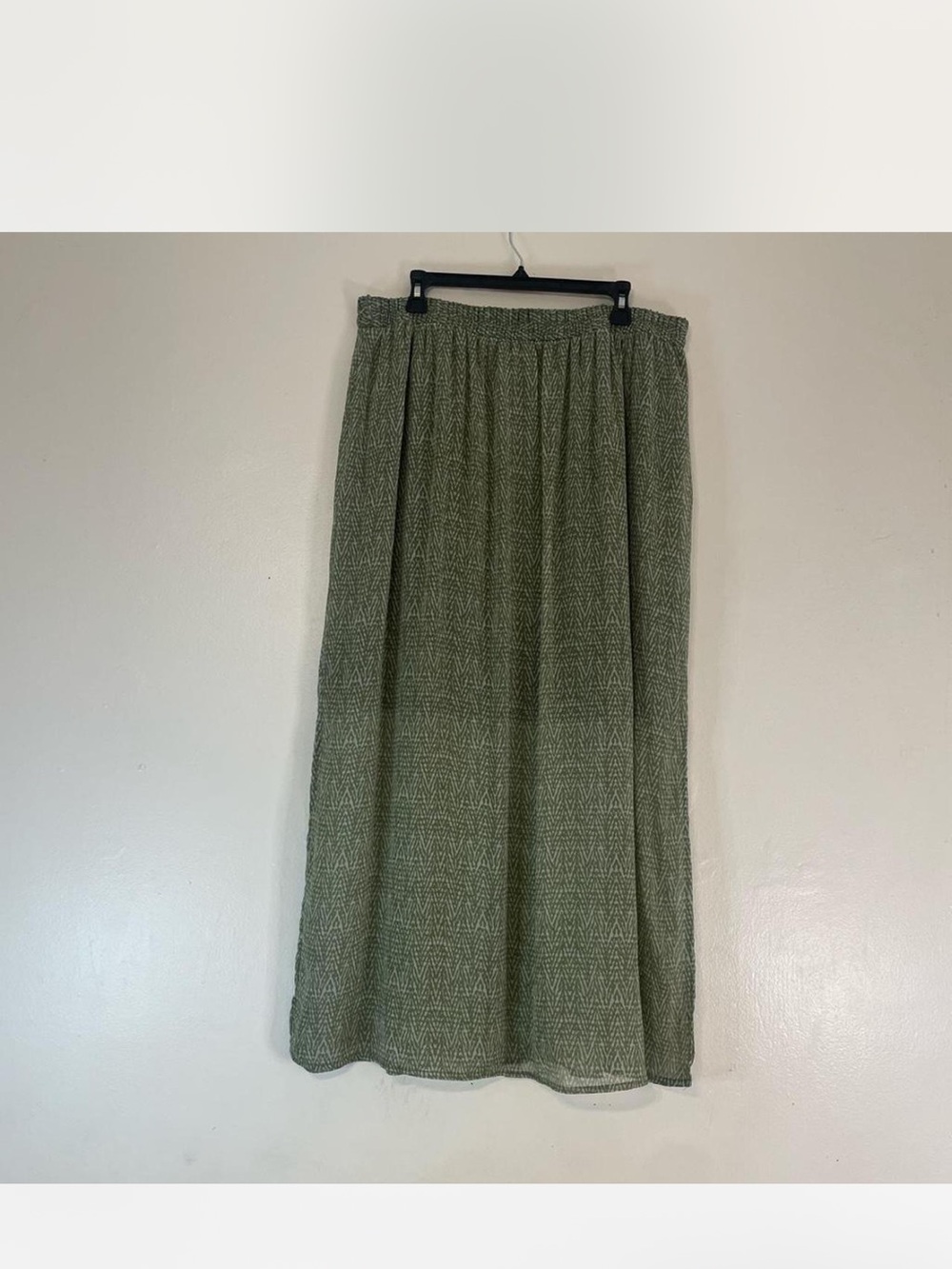 Faded Glory Sage Green Textured Maxi Skirt